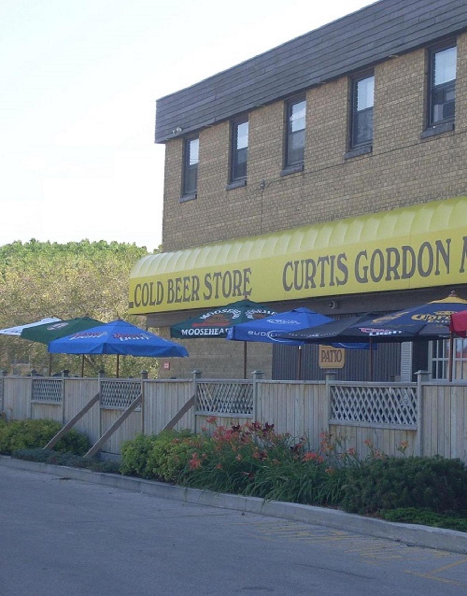 وينيبج Curtis Gordon Motor Hotel المظهر الخارجي الصورة